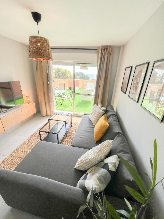 Cozy Apartment With Large Terrace Torremolinos Exterior foto