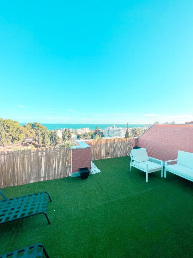 Cozy Apartment With Large Terrace Torremolinos Exterior foto